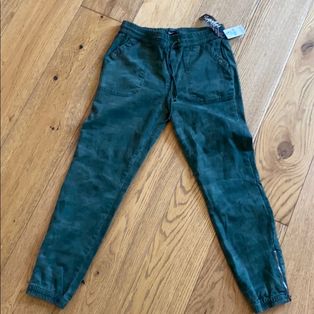 Supplies Camo Jogger Pant